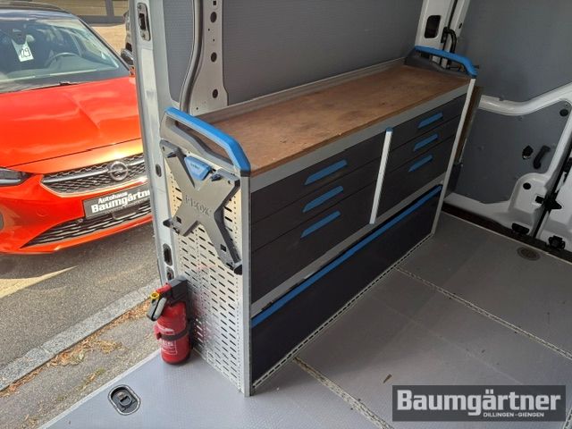 Fahrzeugabbildung Renault Master Kasten dCi 135 L2H2 3,5t Sortimo/Standh. - mit KI generiert/bearbeitet