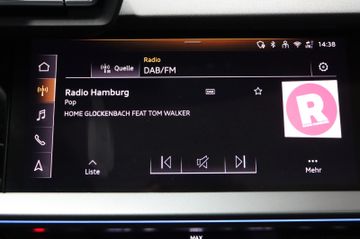 Fahrzeugverkauf 19 Audi A3 Sportback 35 TFSI S line Matrix Sonos Pano