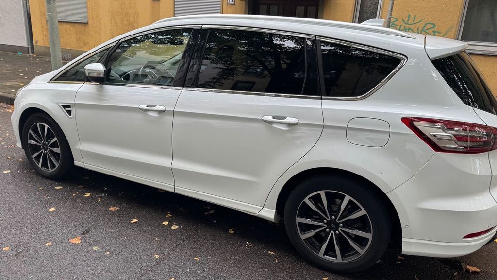 Image of Ford S-Max