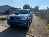 Toyota Hilux Double Cab Sol 4x4 Aut - Toyota Hilux aus 2010 mit Diesel-Antrieb