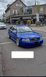 Audi RS4 2.7 quattro - Nogaroblau  - Audi RS4 in München