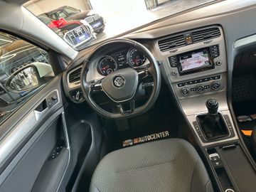 MYAUTOCENTER – Gebraucht- und Jahreswagen mit Werkstattservice in Pfaffenhofen Volkswagen Golf VII *TÜV0228*STHZ*KLIMA*NAV*PDC*BLTH*CD*