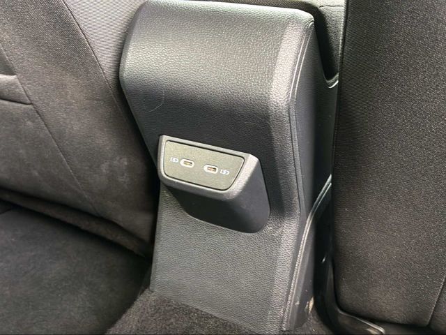 TAIGO 1.0 TSI LIFE NAVI+SHZ+APP+LED+CAM