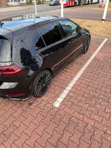 Volkswagen Golf 7.5 R Perfomance - Akrapovic AGA - Gebrauchtwagen mit Akrapovic Auspuffanlage