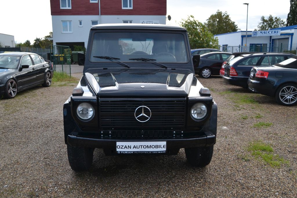 Mercedes-Benz G 300