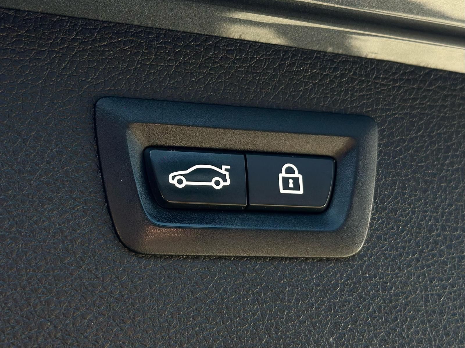 BMW 340i xDrive M SPORT TOURING LED#AHK#PANO#NAVI#SH - Image 24
