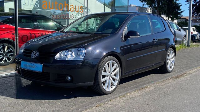 Fahrzeugabbildung Volkswagen Golf V Limousine 1.6 United aus 1. Hand !!