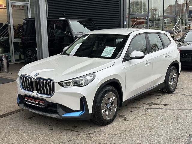 BMW iX1 xDrive30 64,7kWh