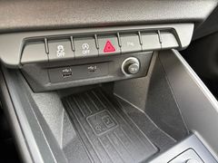 Fahrzeugabbildung Audi A1 Sportback 30 TFSI adv. Navi*Sitzh*PDC*App*Alu