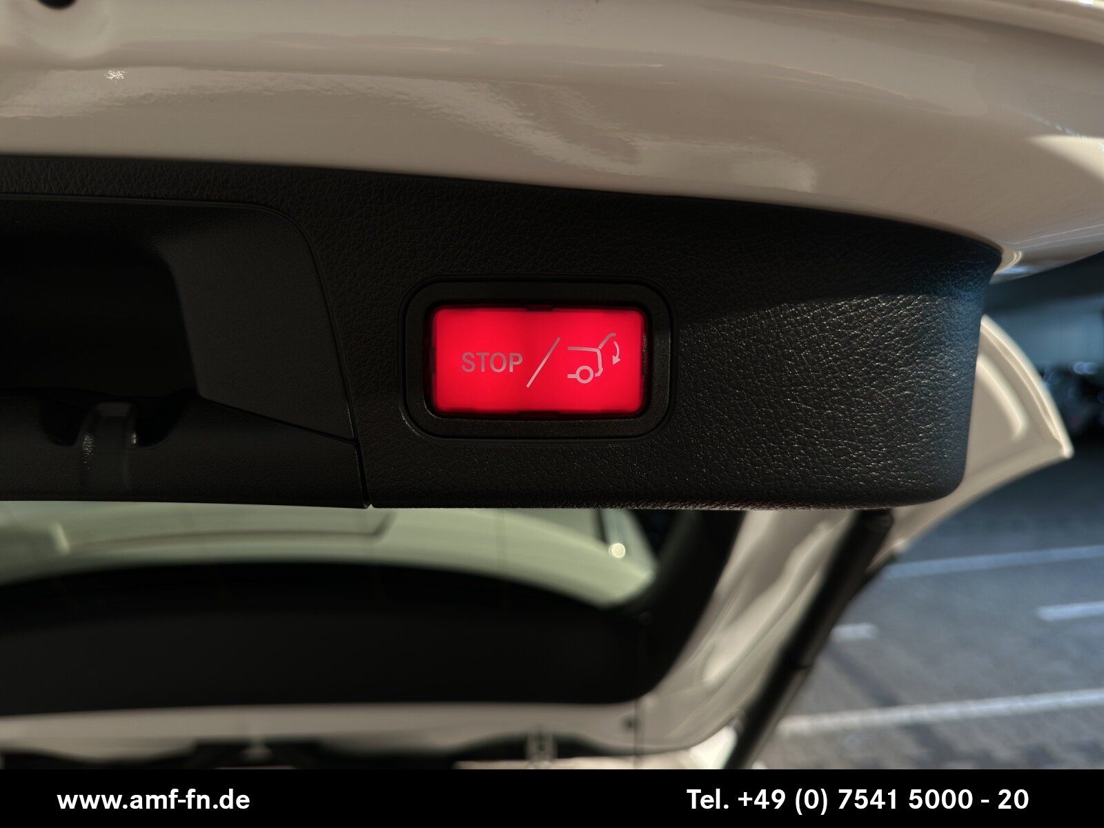 EQA 300 4MATIC AMG-LINE | LED | NAV | RFK | ELHK