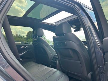 BMW X5 M50 - 8