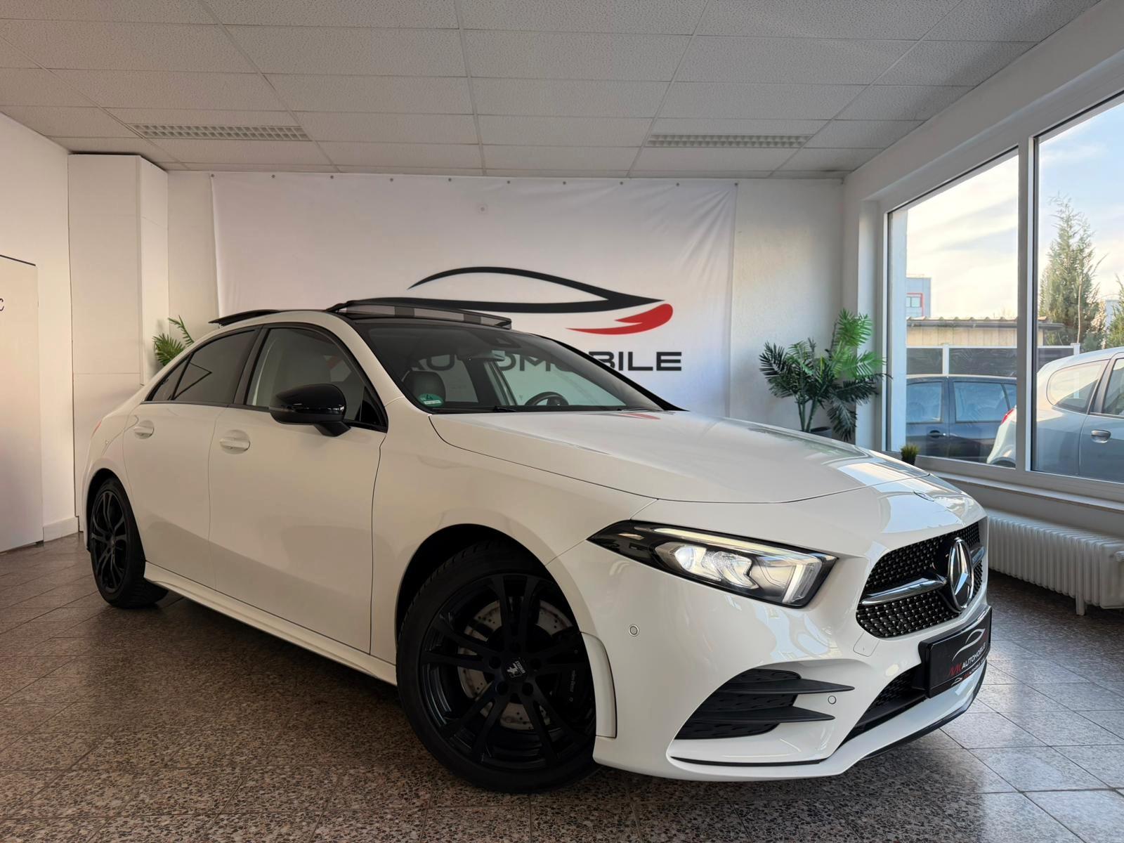 Mercedes-Benz A 250 Limousine AMG MBUX Pano Kamera Ambiente
