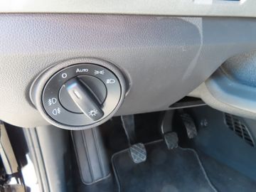 Fotografie 16 des Skoda Citigo Clever 1.0 55kw 5-T Klima M+S ALU