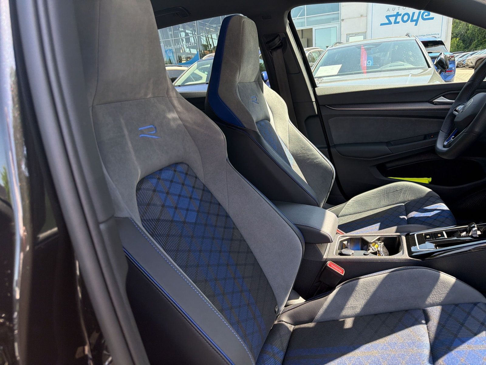 Golf R 4M Navi Black Style Pano Harman Kardon