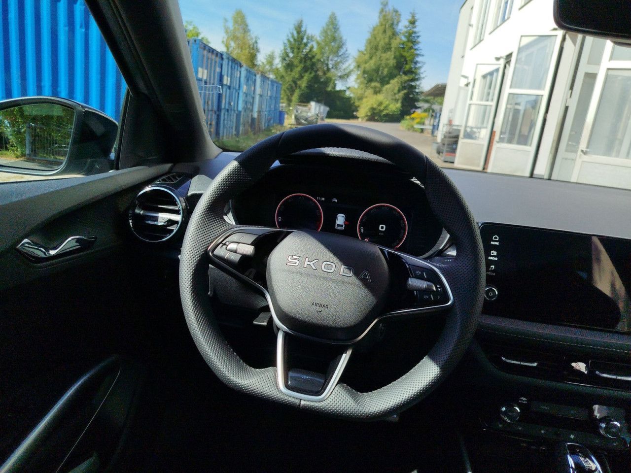 Fahrzeugabbildung SKODA FabiaMC TS 85