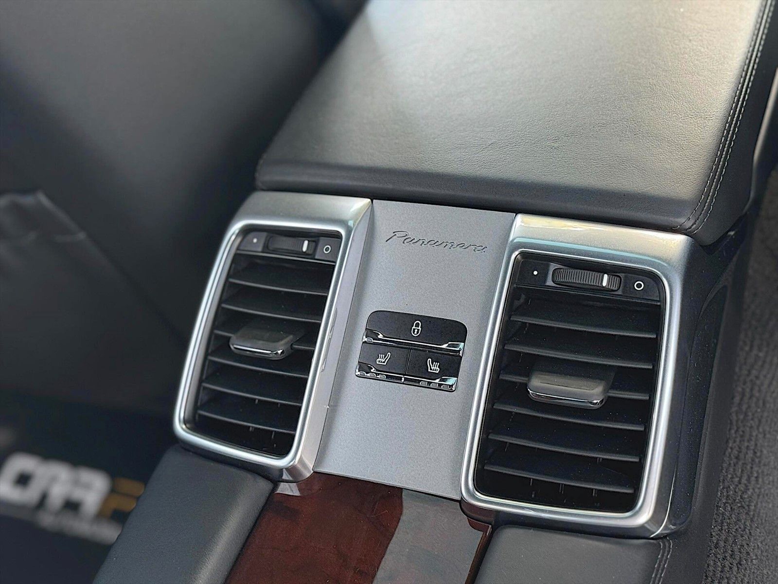 Fahrzeugabbildung Porsche Panamera GTS 4.8 V8 *Klappenauspuff*LED*BOSE*