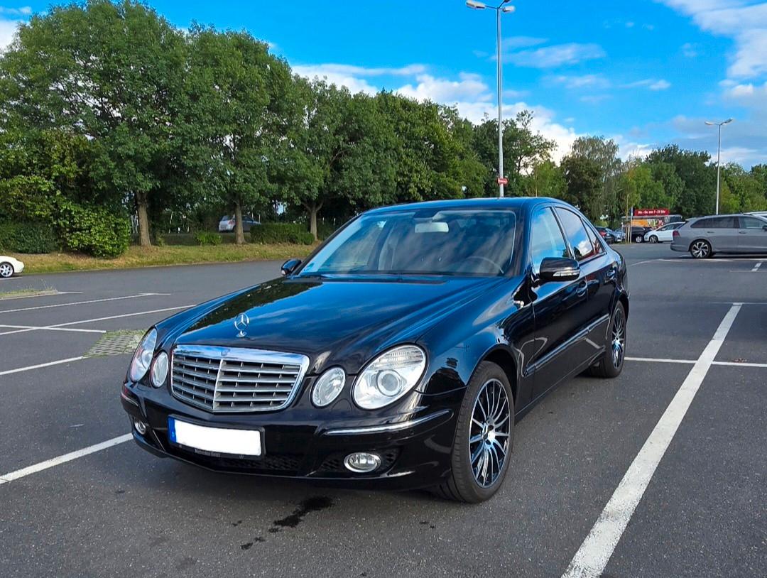 Mercedes-Benz E 280