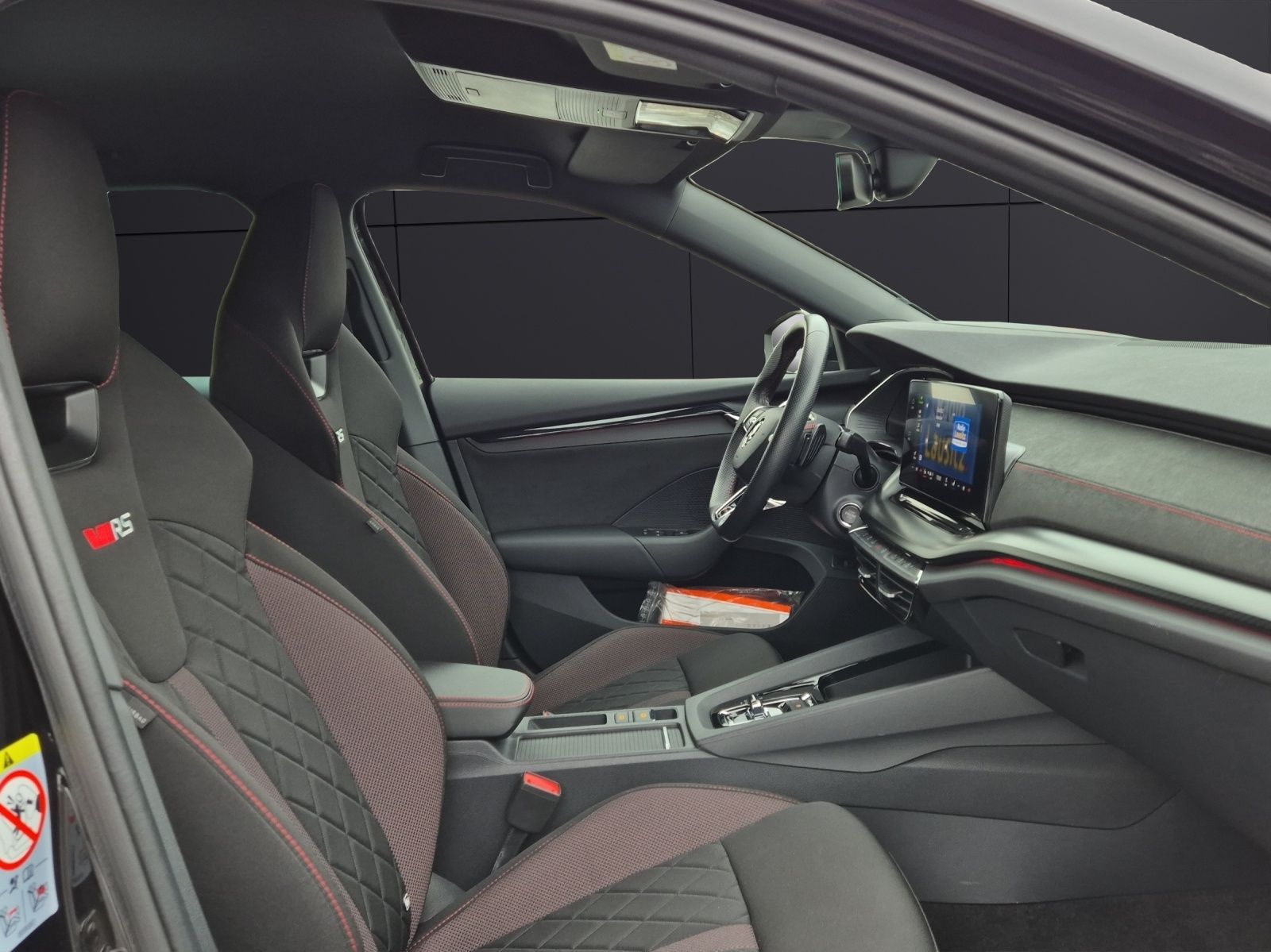 Fahrzeugabbildung SKODA Octavia Combi TDI RS DSG 4x4 Matri Navi AID HUD