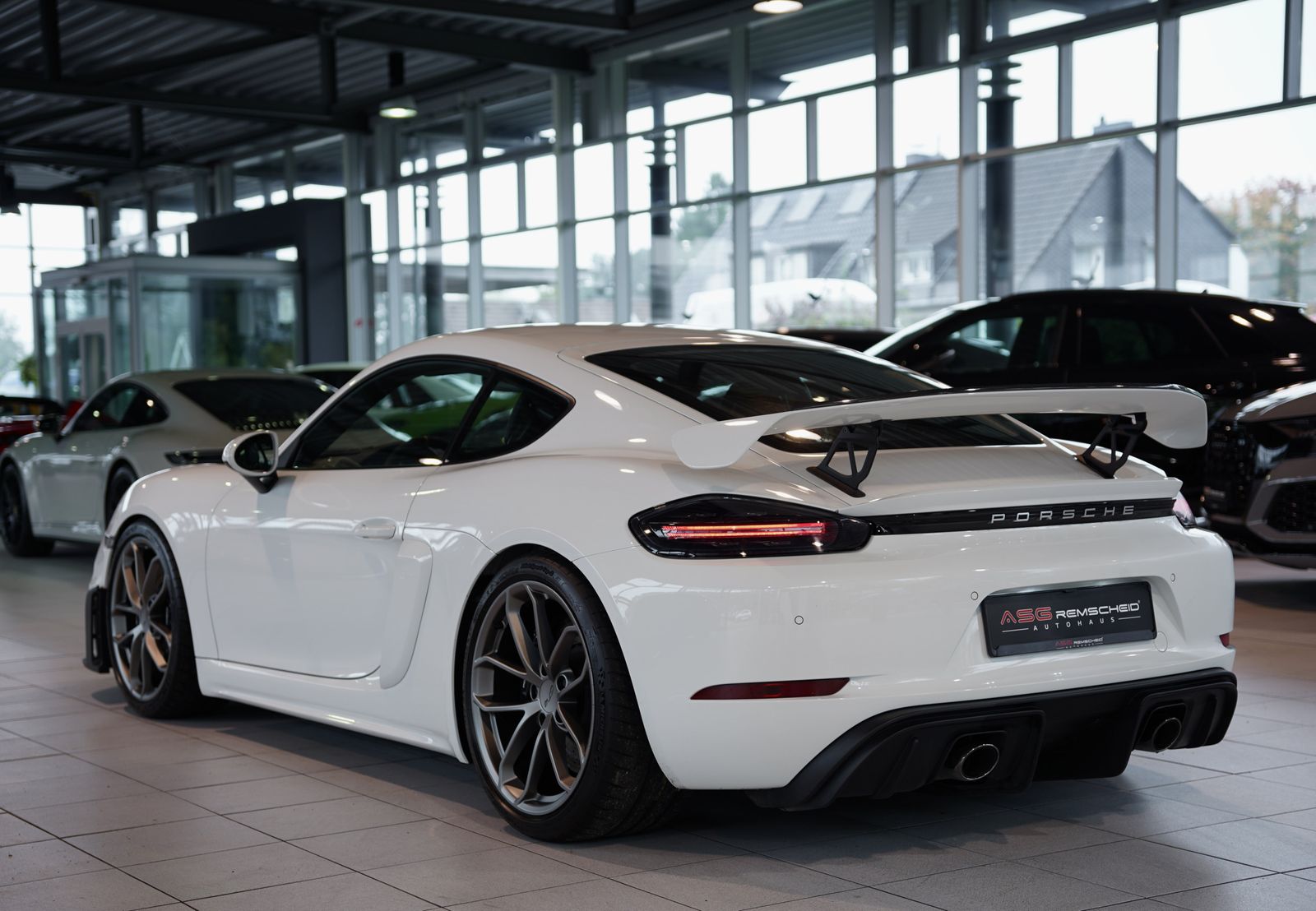 Porsche Cayman