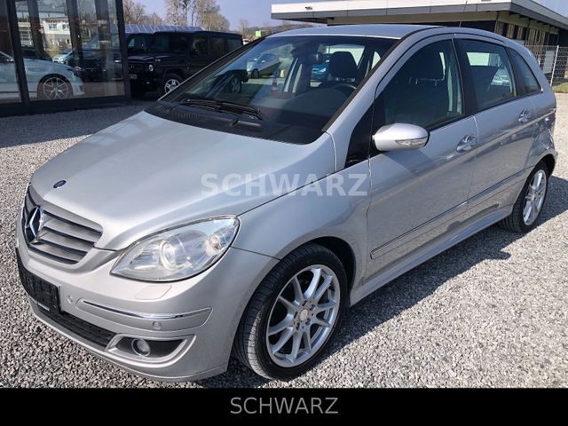 Mercedes-Benz B 200 CDI Autotronic*AHK*Bi-Xenon*COMAND*EDW*PTS