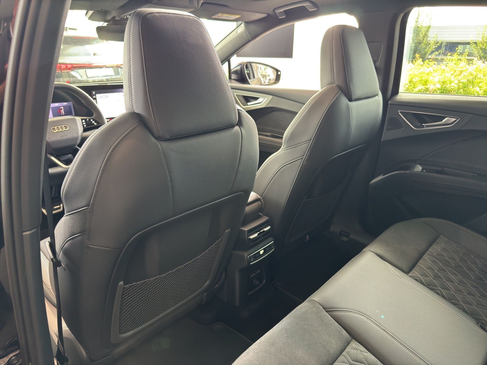 Audi Q4 e-tron - Bild 18