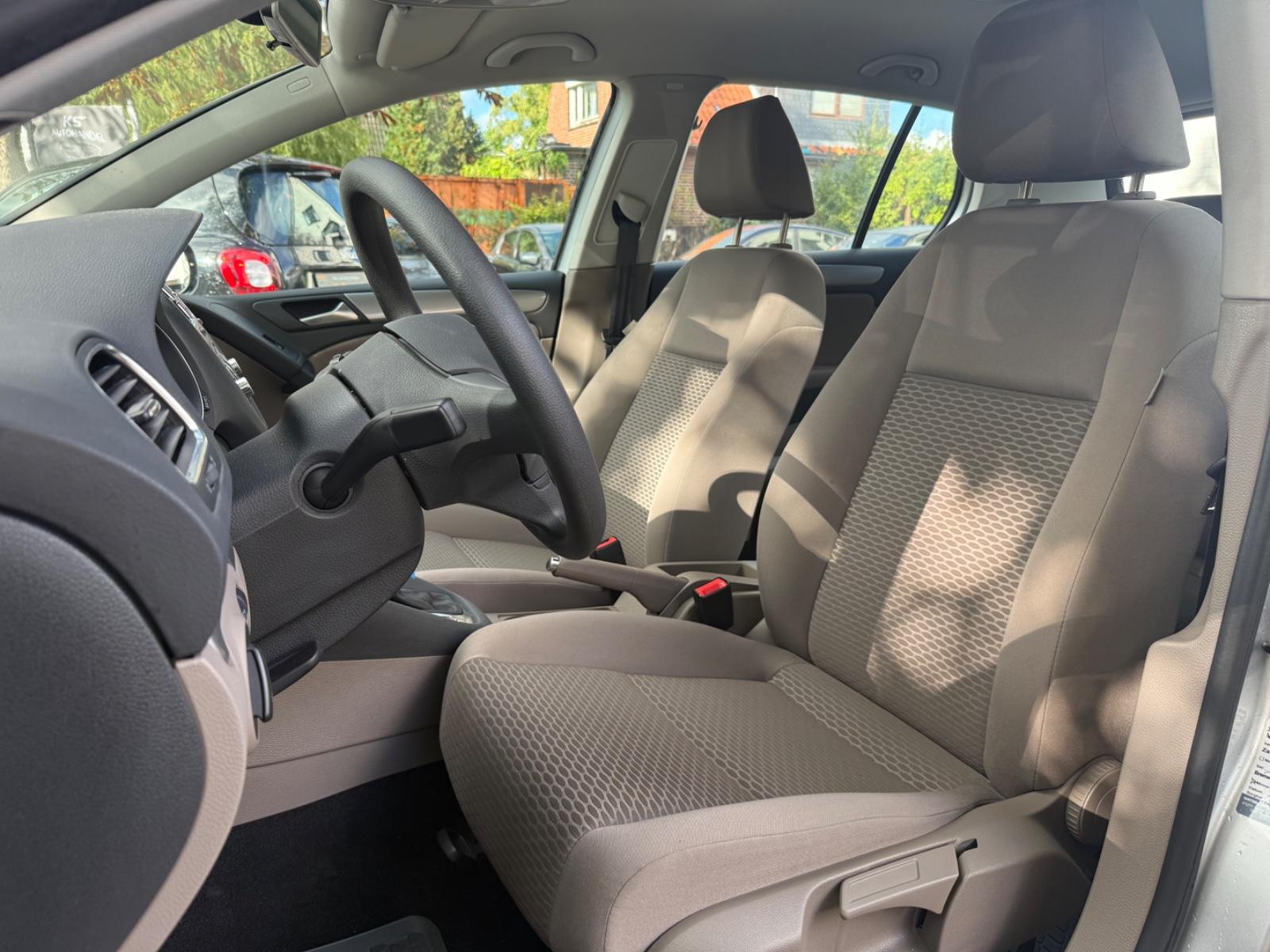 Volkswagen Golf VI MIT WENIG KILOMETER/GARANTIE/UNFALLFREI