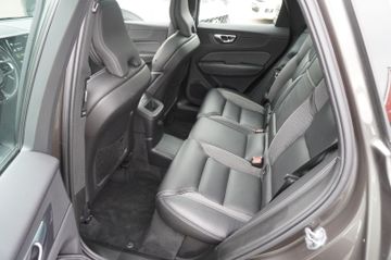 Volvo XC60 - 11