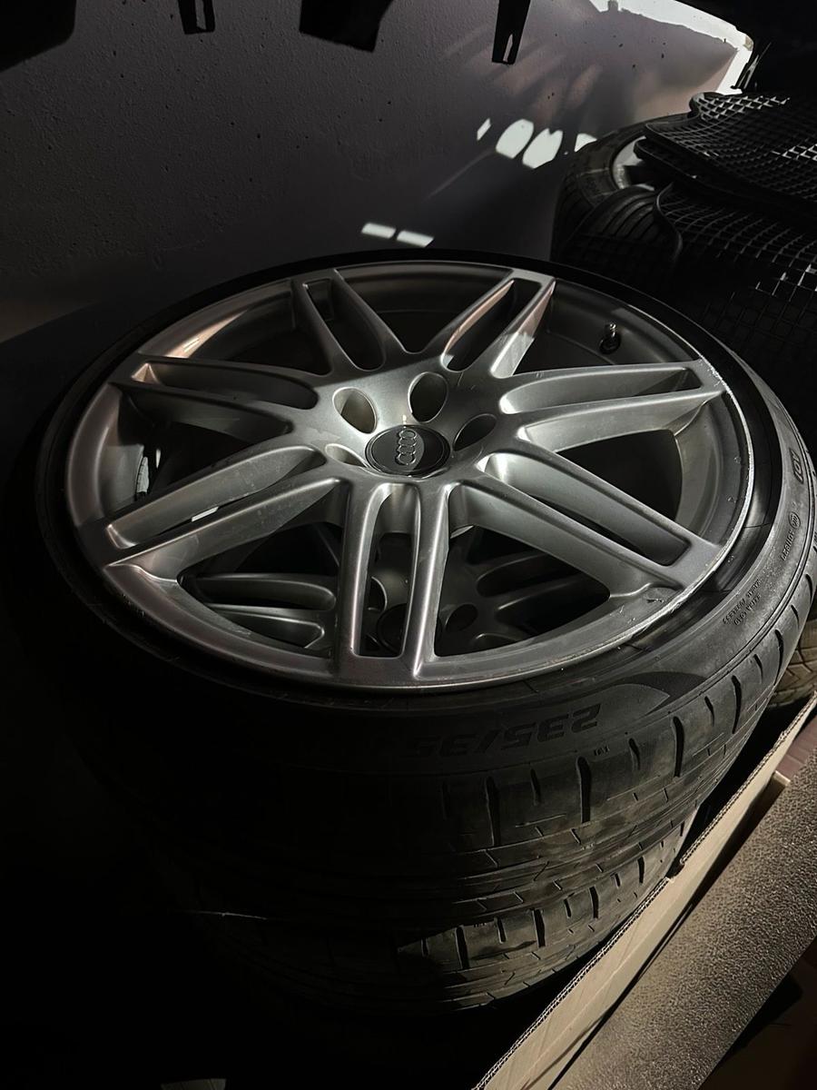Audi Quattro 2007 — photo 10