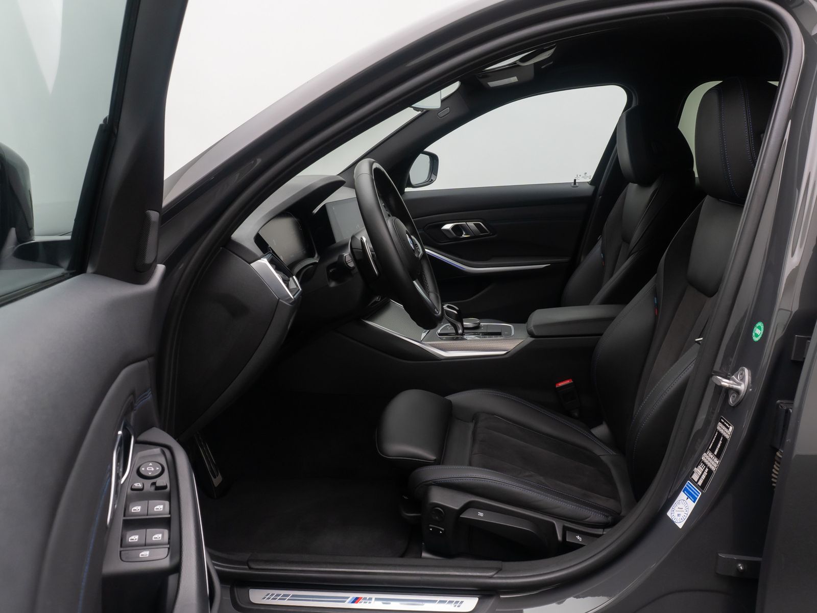 Fahrzeugabbildung BMW 320i M Sport Individual Komfort Laser AHK 19Zoll