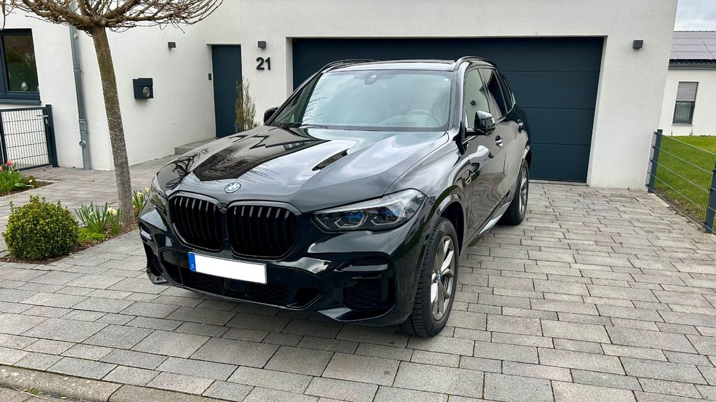 Image of BMW X5