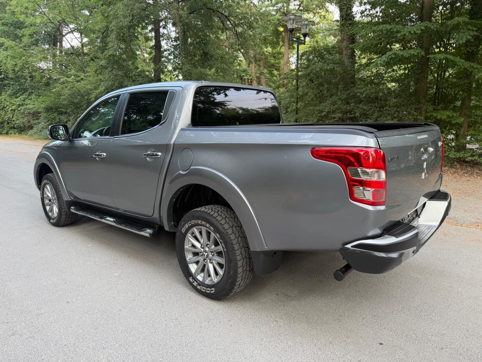 Mitsubishi L200 Doka Klimaautomatik Allrad Top Zustand