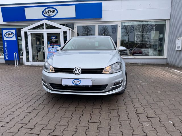 Volkswagen Golf VII Lim. 1.2 TSI Lounge BMT *8fach bereift*