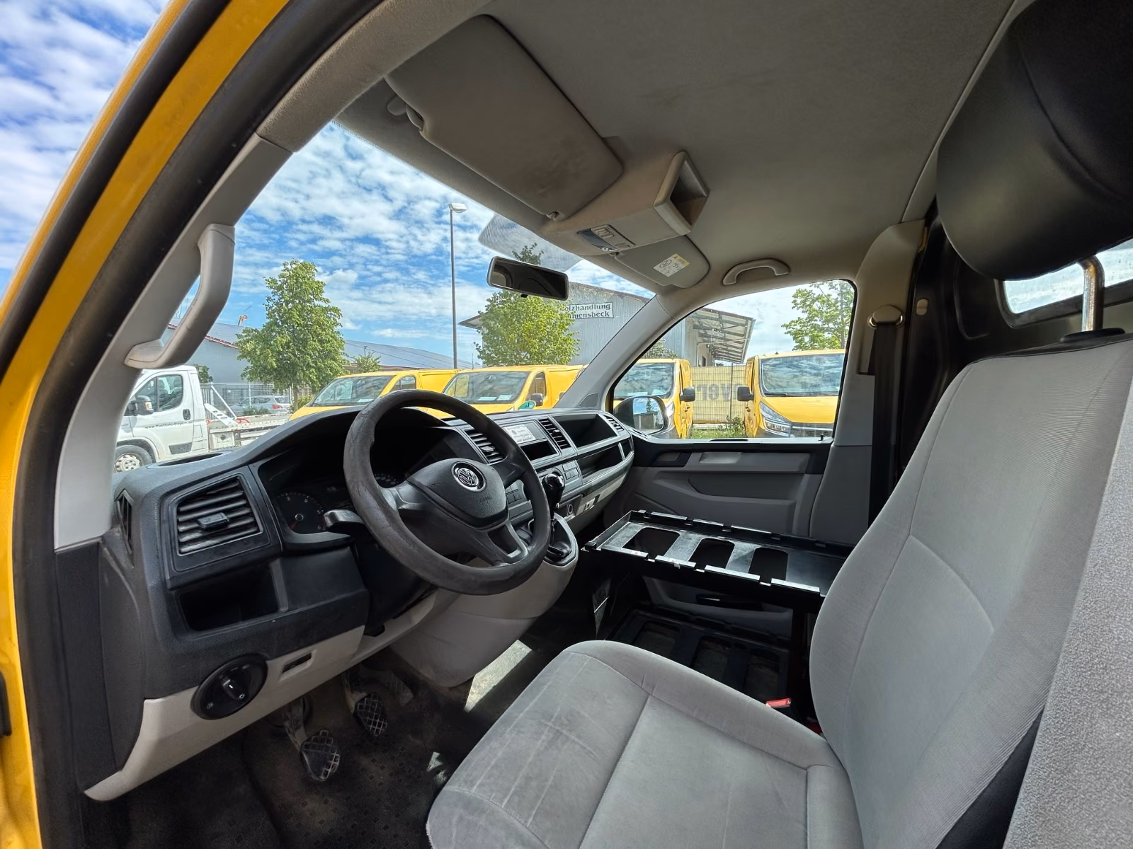 Volkswagen T6 Transporter 2.0 TDI 84ch - 1 ère main - Entretien VW - TVA récupérable