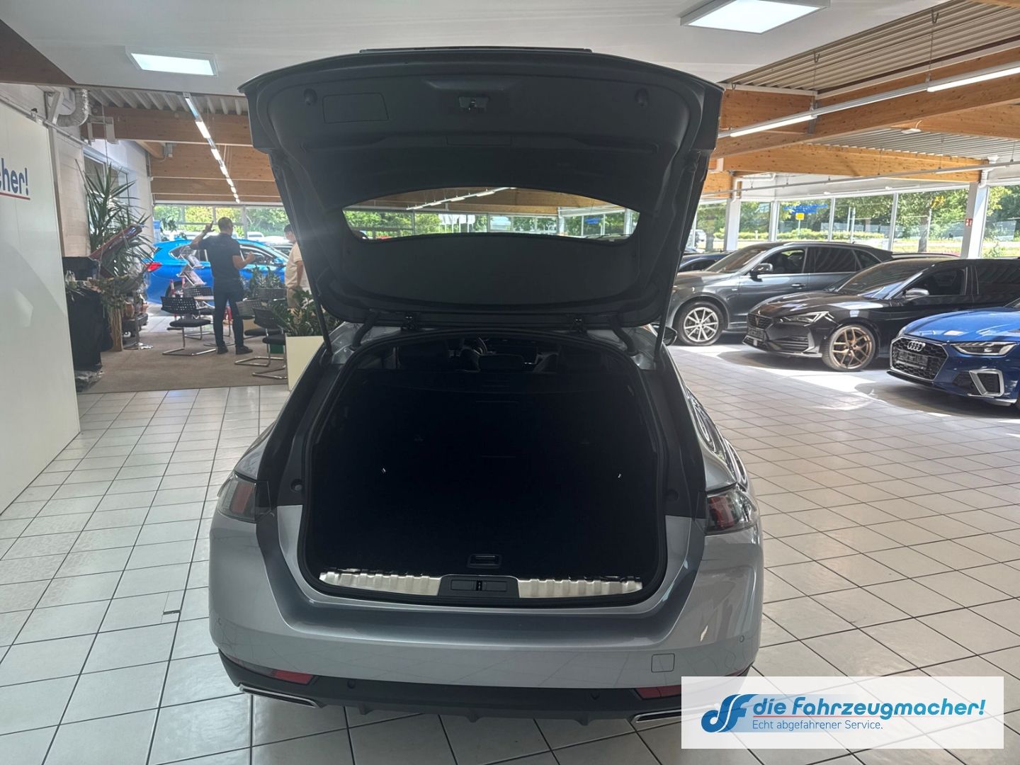 Fahrzeugabbildung Peugeot 508 SW Allure Pack 1.5 BlueHDi 130 EU6d Navi ACC