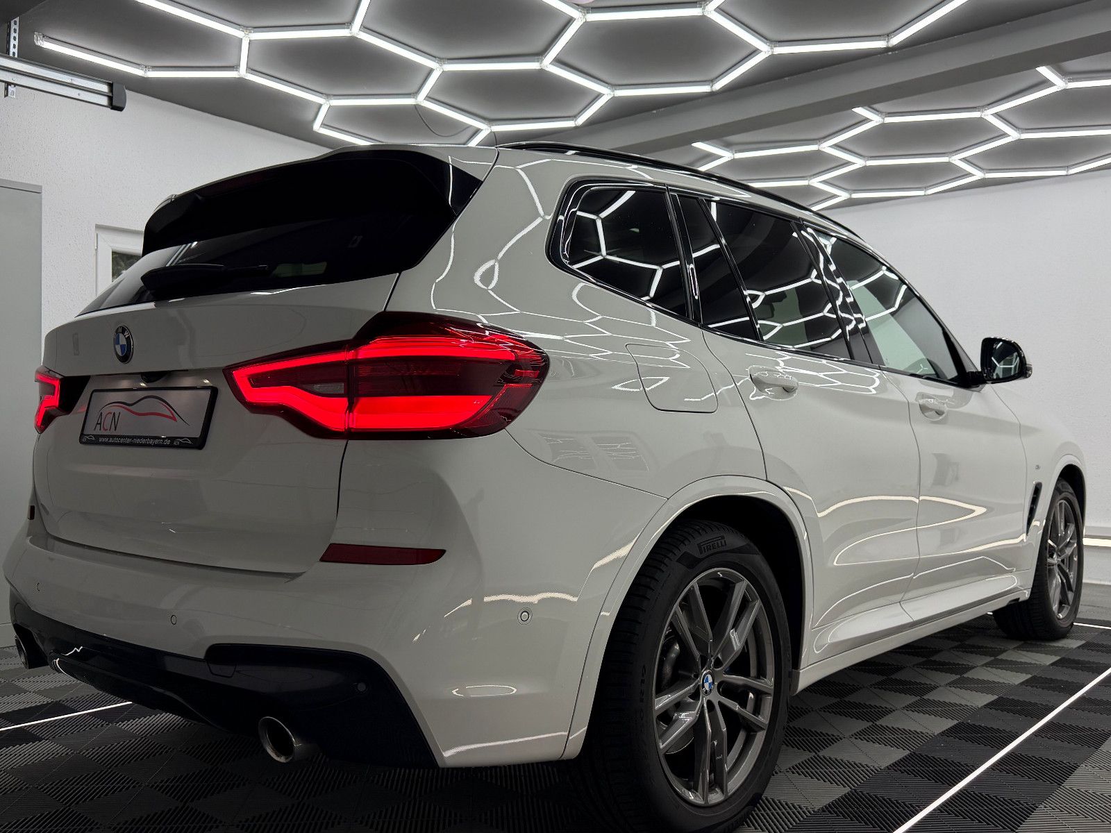 Fahrzeugabbildung BMW X3 xDrive 30 d M SPORT/LED/HuD/H&K/PANO/AHK/360*