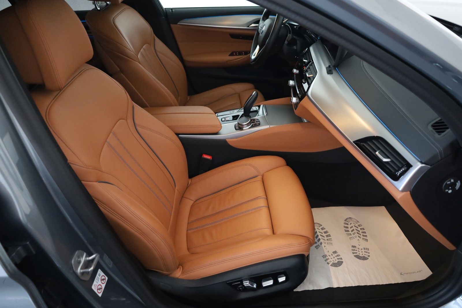 Fahrzeugabbildung BMW 530 e Luxury Line Lim.,Leder,Kamera,HUD,Panorama