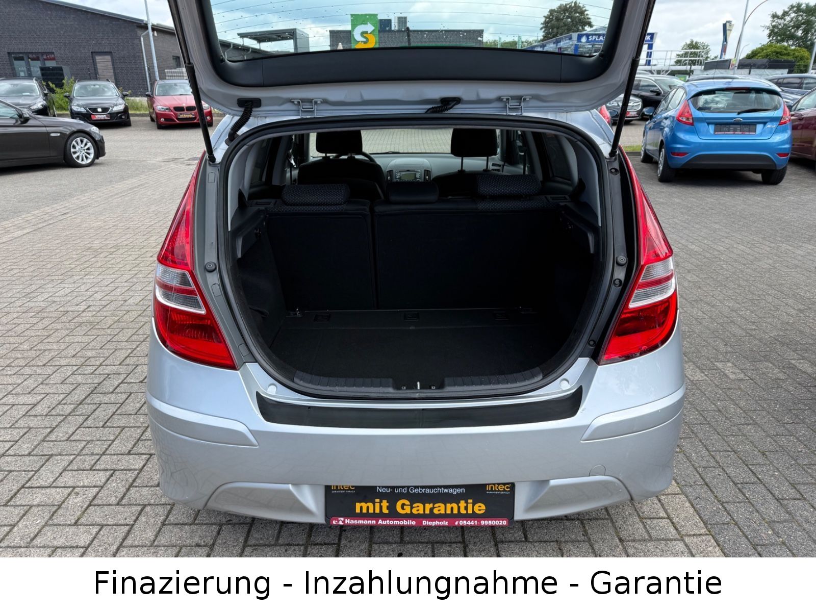 i30 Edition+*KLIMA*NUR-93.000-KM*2.HAND*5-TÜREN