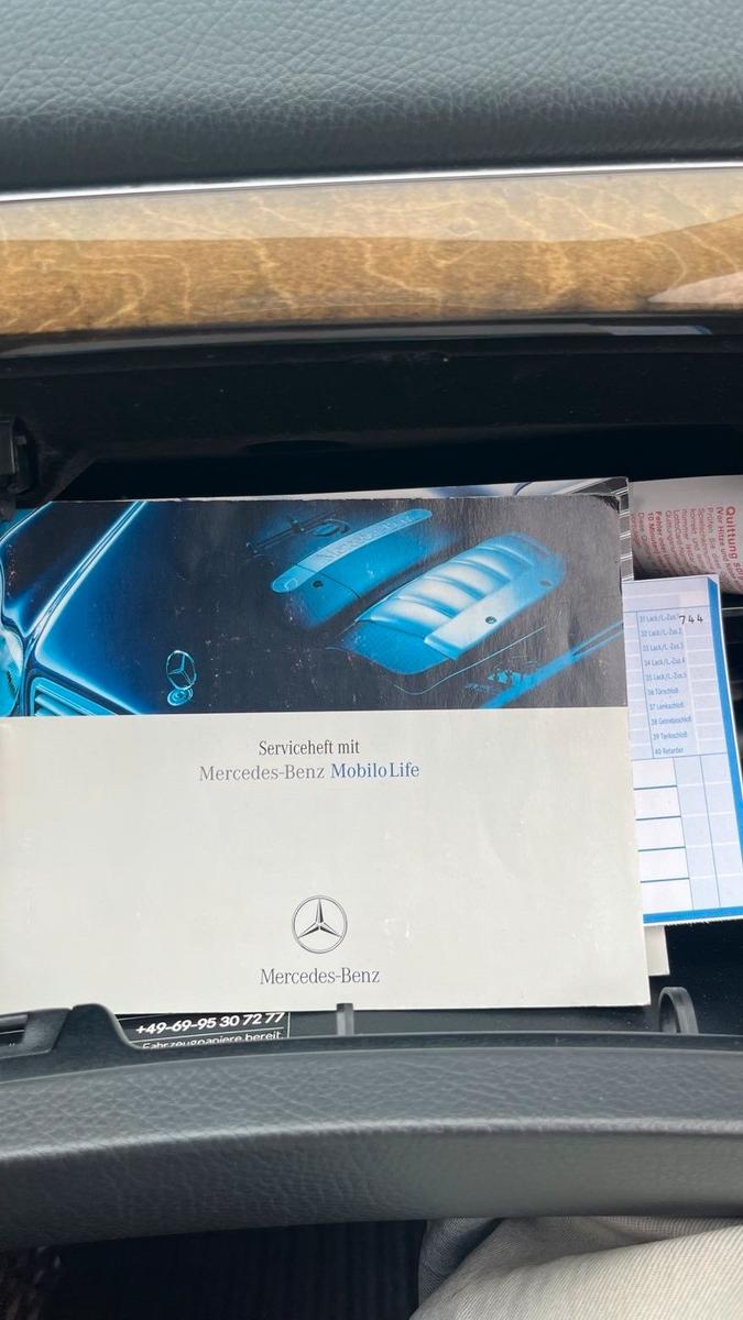 Mercedes-Benz E220 2005 — photo 13