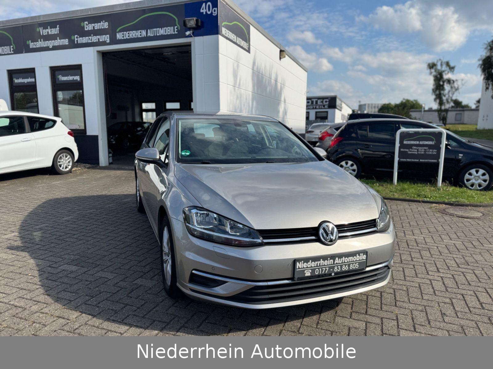 Volkswagen Golf VII Lim. Comfortline  PDC+SH+Service Neu