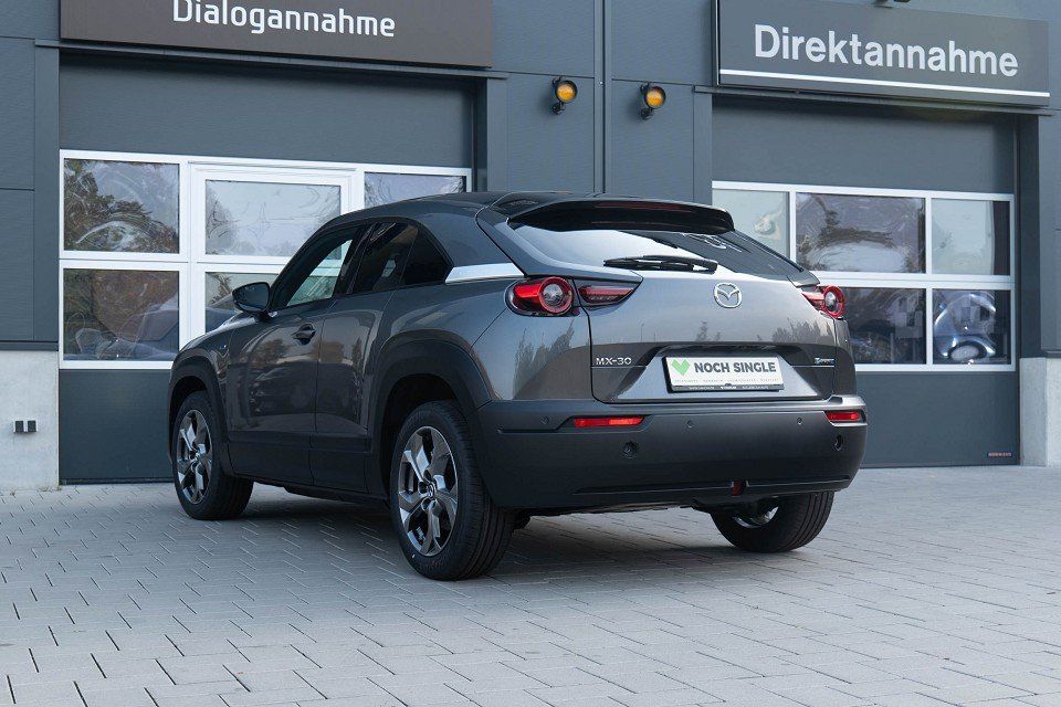 Fahrzeugabbildung Mazda MX-30 35,5kWh 145PS ADVANTAGE EV