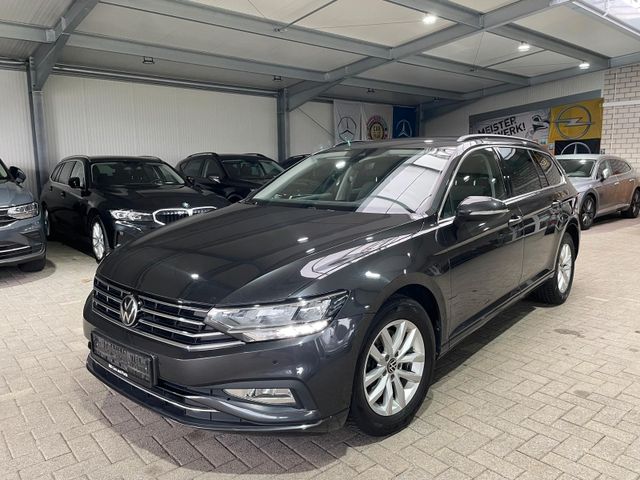 Volkswagen Passat 1.5 TSI Variant Business DSG LED SHZ AHK