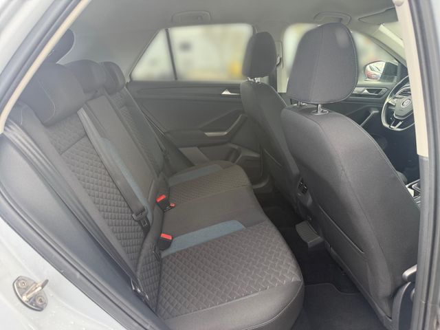 T-Roc IQ.DRIVE 1.6 TDI Navi ACC Apple CarPlay