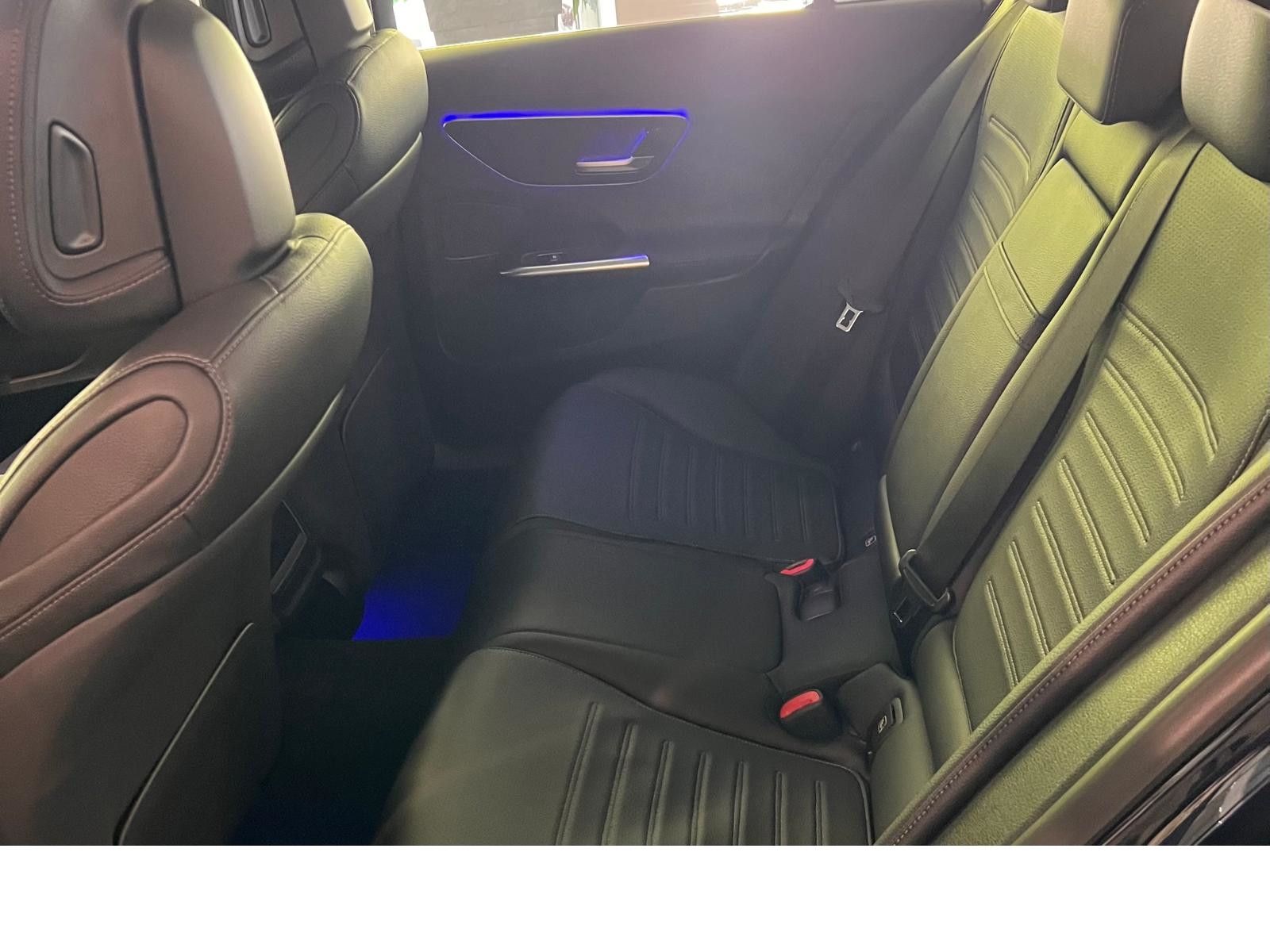 Fahrzeugabbildung Mercedes-Benz C 200 AMG *AHK *Schiebedach *Digital Light *MBUX