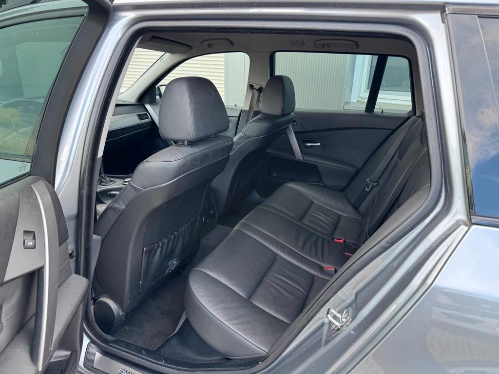 BMW 525 2007 — photo 11