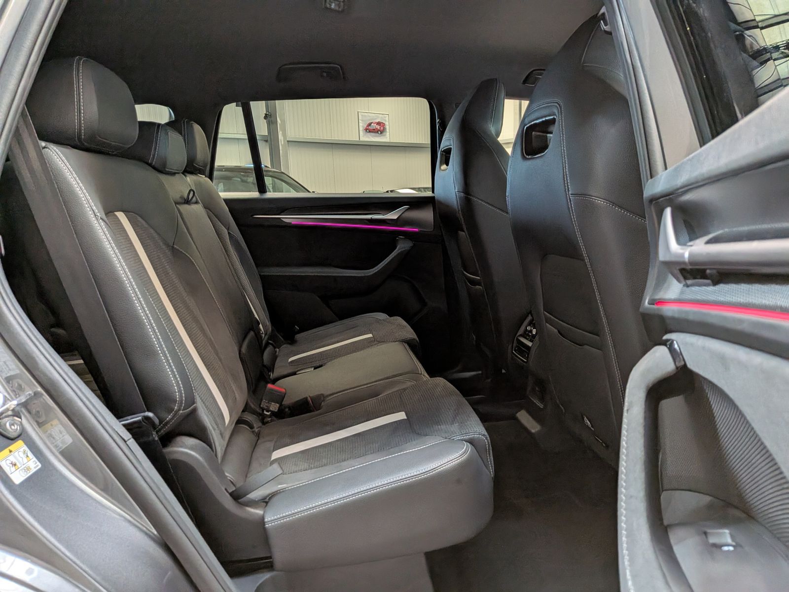 Fahrzeugabbildung SKODA Kodiaq 2.0TDI SPORTLINE*MEMOR*CAM*LED*ACC*7-SITZ