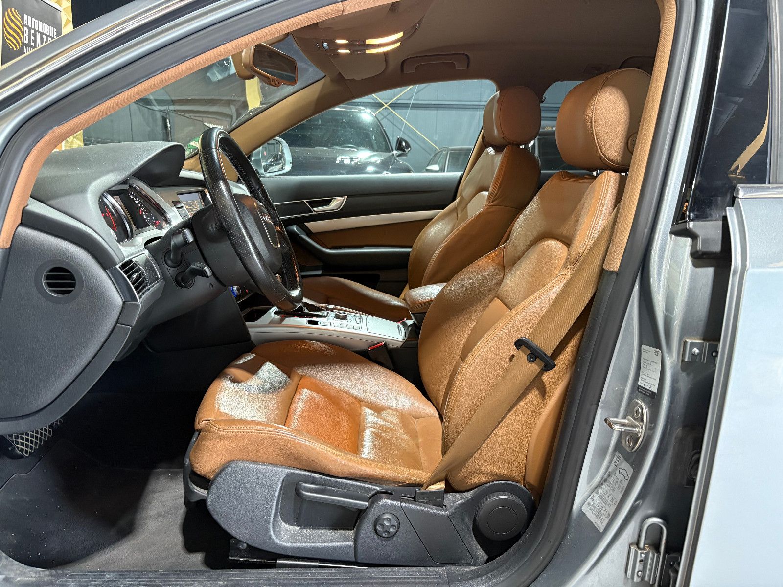 Fahrzeugabbildung Audi A6 Avant 2.0 TDI/NAVI/PDC/KLIMA/SHZ/TEMPOMAT