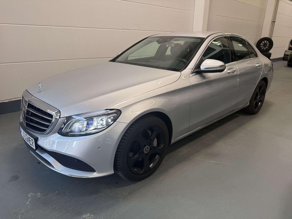 Image of Mercedes-Benz C 300