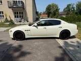 Maserati Quattroporte Facelift 4.2 V8 Weiß / Rot - Maserati Quattroporte aus 2009