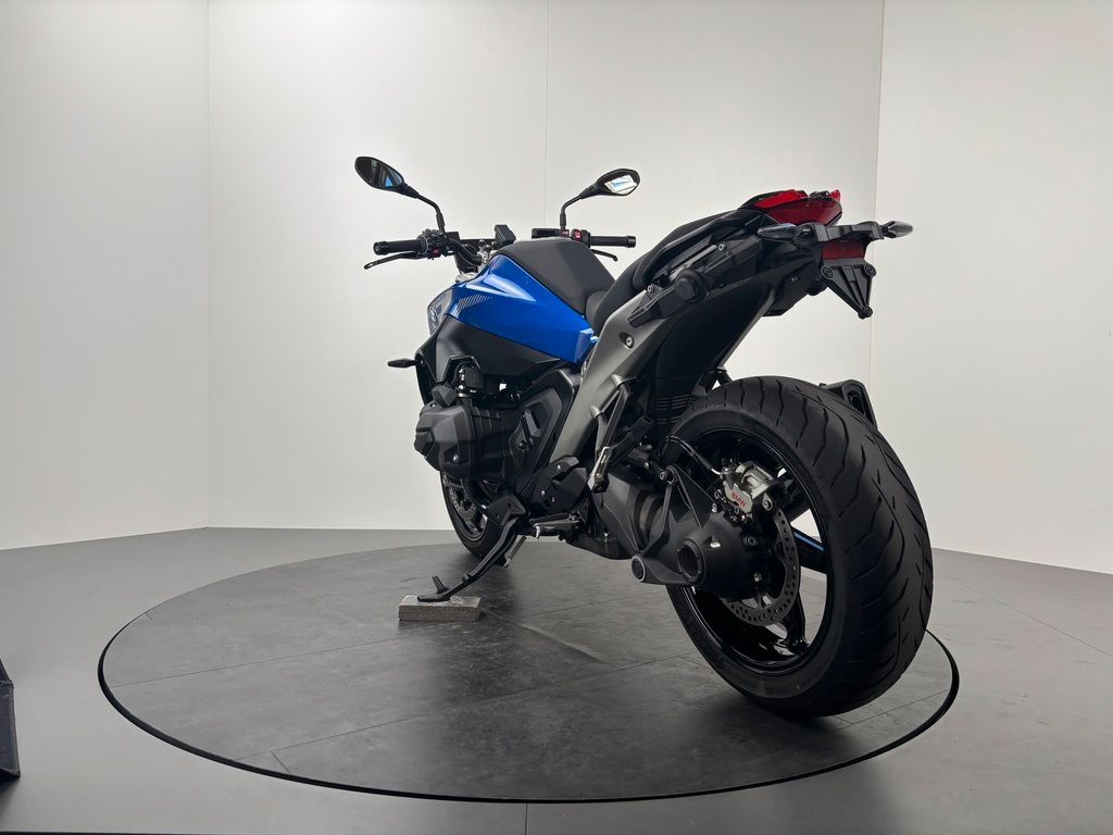 Fahrzeugabbildung BMW R 1300 R *NEUWERTIG *VIEL AUSSTATTUNG