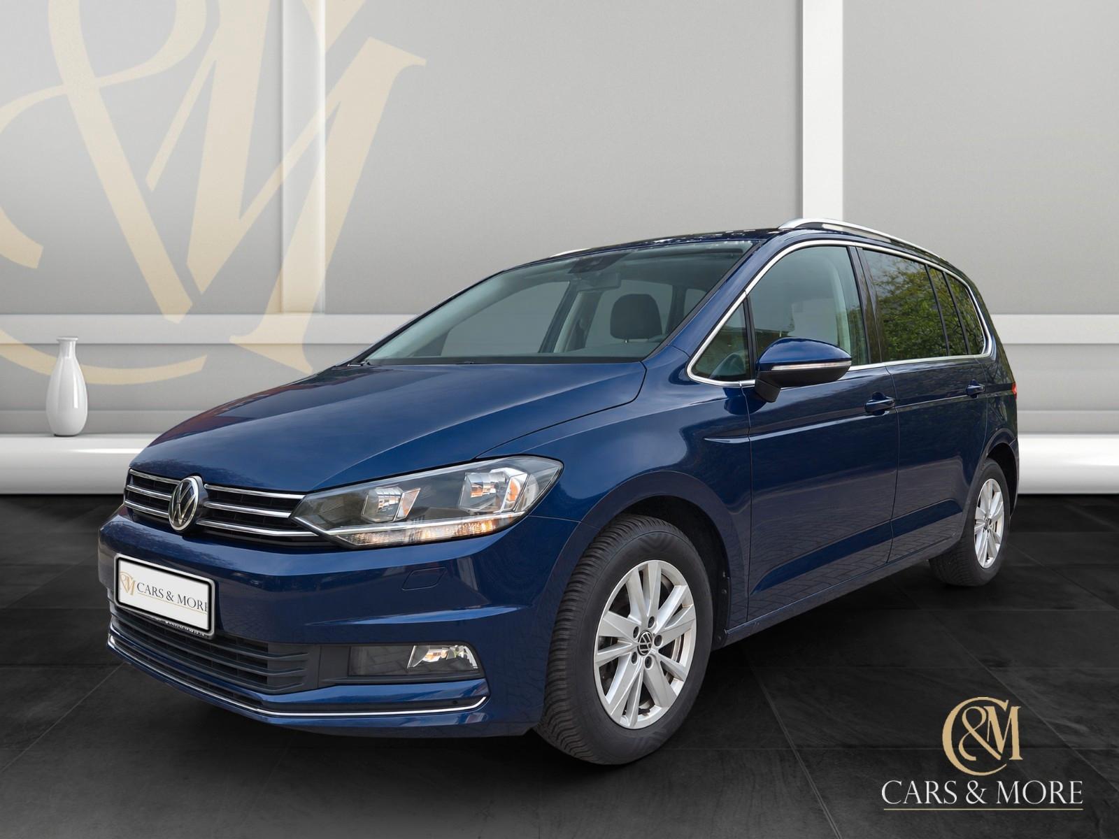 Volkswagen Touran Highline 7Sitze  Cockpit CarPlay SHZ ACC